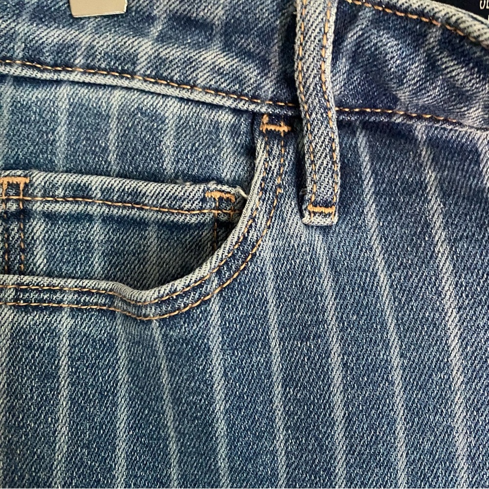 Hollister Womens Ultra‎ High Rise Medium Wash Striped Soft Stretch Jeans size 9L - Picture 4 of 7